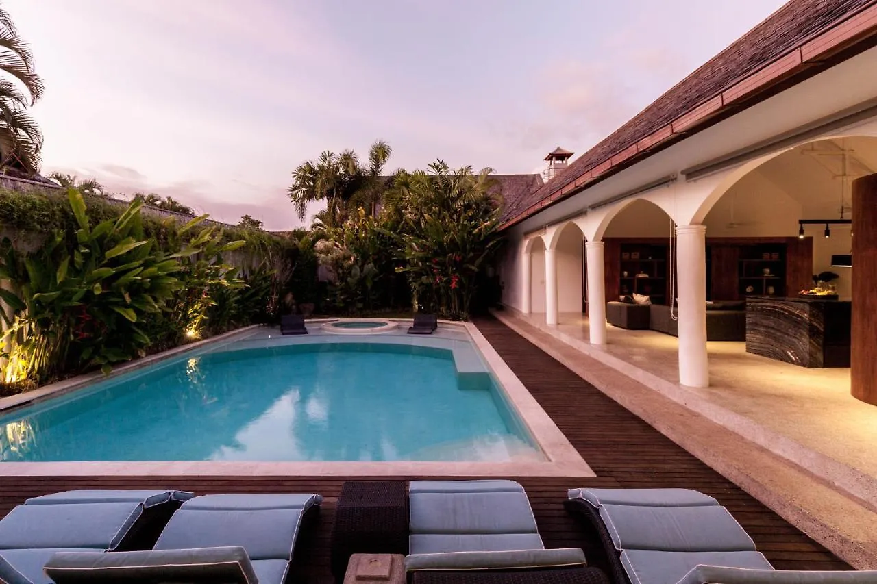 The Aora - Capacious Villa Close To Seminyak Sights Seminyak (Bali)