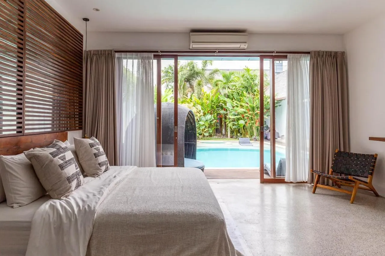 The Aora - Capacious Villa Close To Seminyak Sights Indonesia