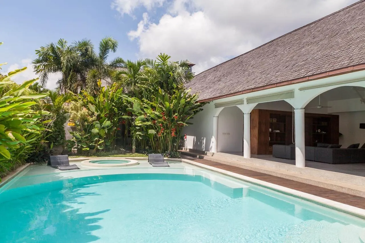 The Aora - Capacious Villa Close To Seminyak Sights Indonesia