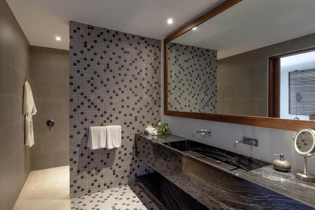 The Aora - Capacious Villa Close To Seminyak Sights 인도네시아